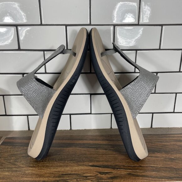 Clarks Glide Walk Womens Size 8 Shoes Pewter T Strap Cloudsteppers Thong Sandals - Picture 7 of 14